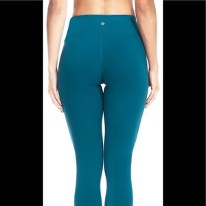 Queenieke Athletic woman yoga pants sizeL